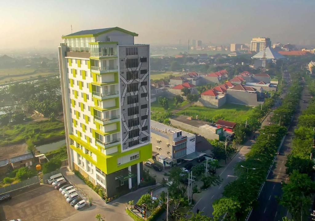 Hotel Dafam Pacific Caesar Surabaya Luaran gambar