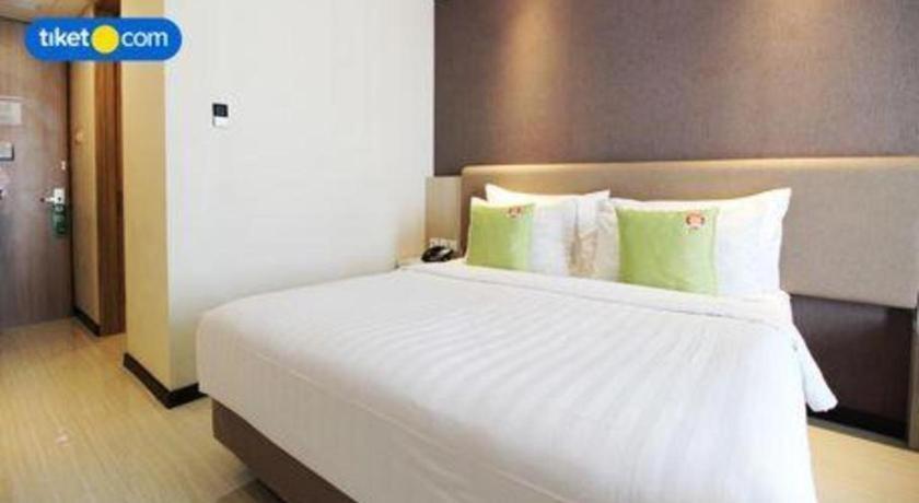 Hotel Dafam Pacific Caesar Surabaya Luaran gambar