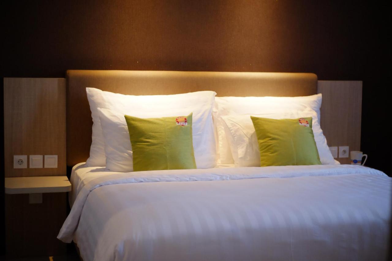 Hotel Dafam Pacific Caesar Surabaya Luaran gambar